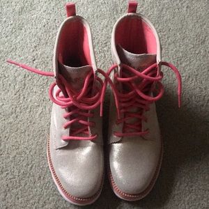 Skechers on the go gold leather combat boots